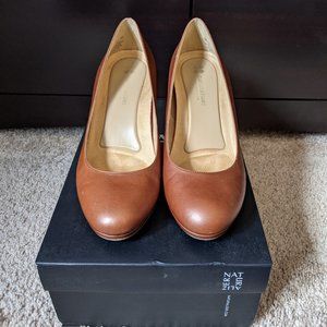 Tan/Brown Naturalizer "Michelle" Pumps